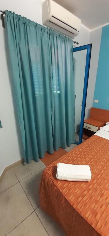 Kassiopea Aparthotel Giardini Naxos Exterior foto