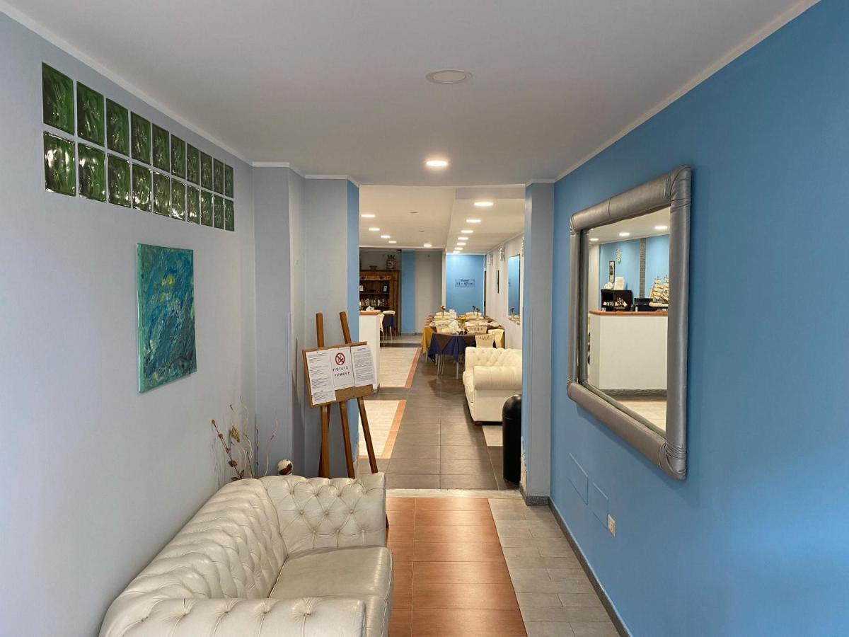 Kassiopea Aparthotel Giardini Naxos Exterior foto
