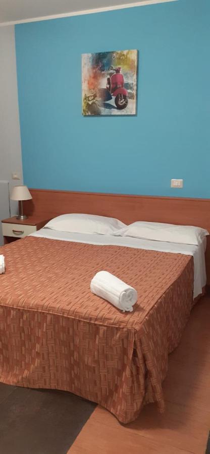 Kassiopea Aparthotel Giardini Naxos Exterior foto
