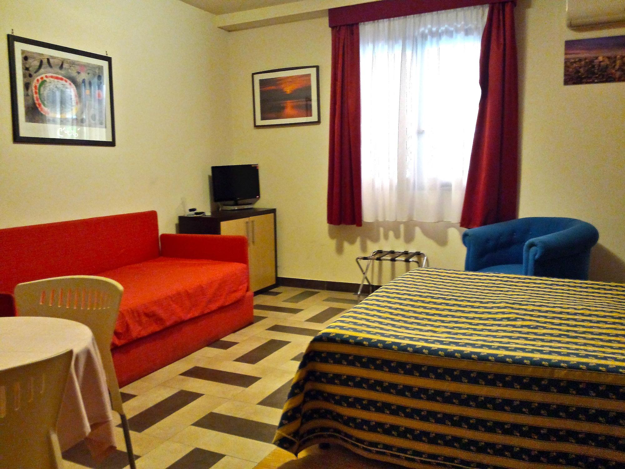 Kassiopea Aparthotel Giardini Naxos Exterior foto
