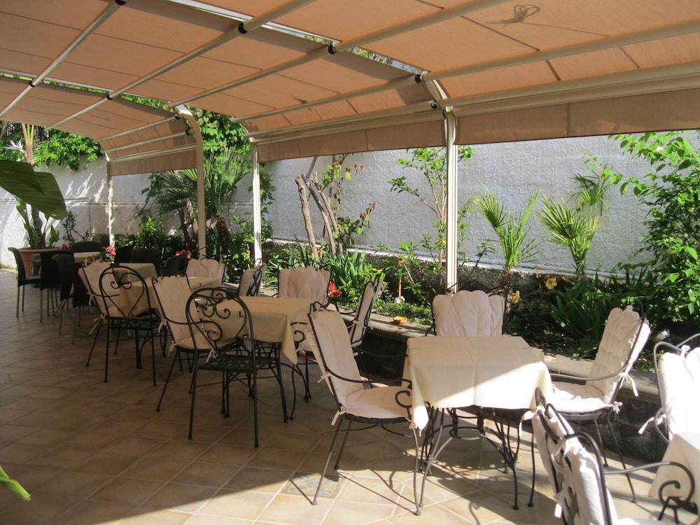 Kassiopea Aparthotel Giardini Naxos Exterior foto