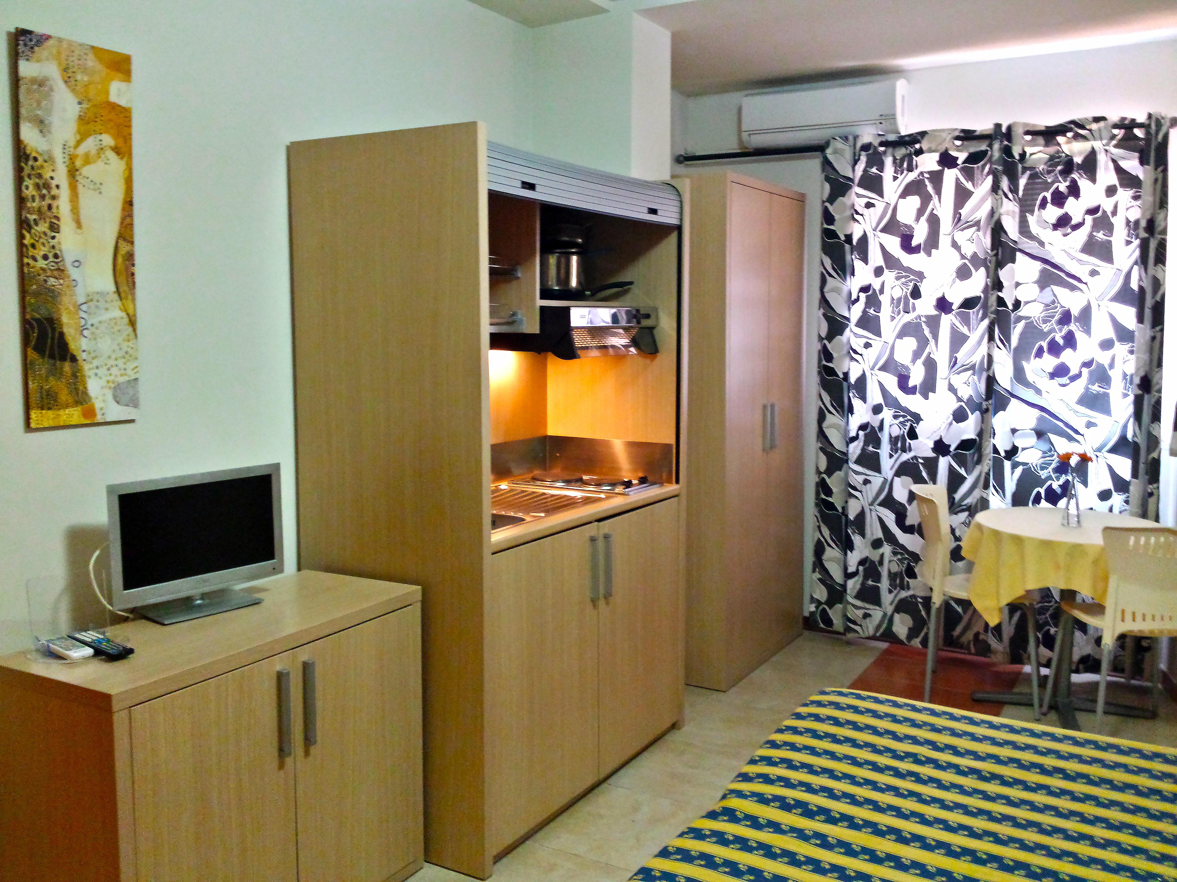 Kassiopea Aparthotel Giardini Naxos Exterior foto